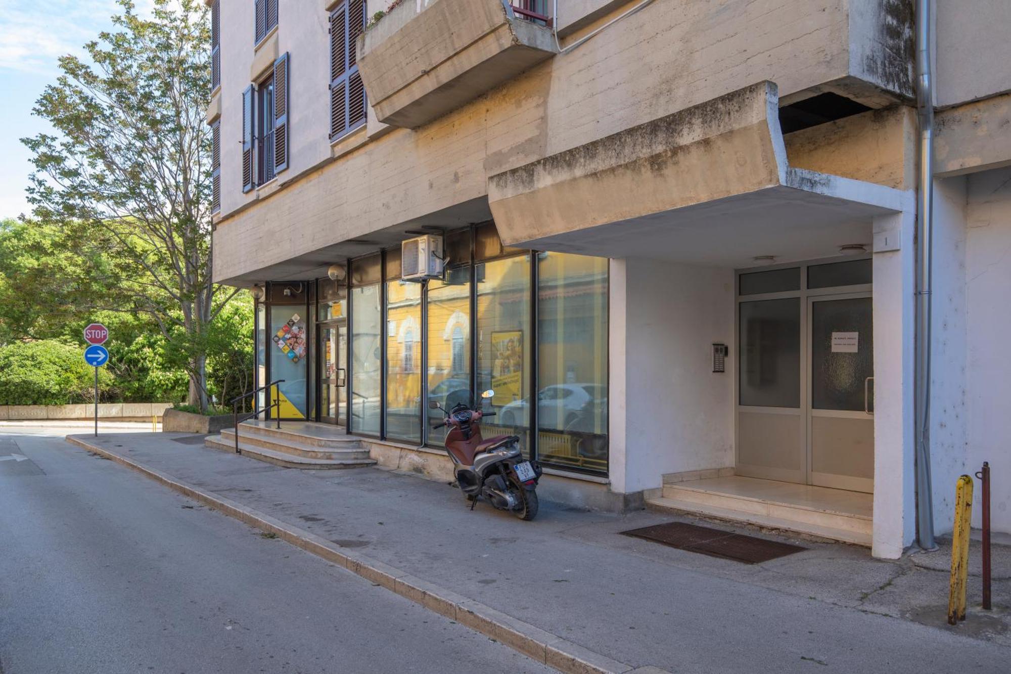 City Market Apartments พูลา ภายนอก รูปภาพ