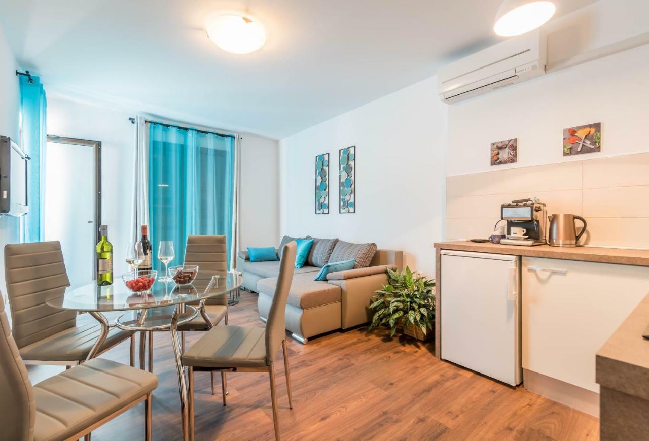 City Market Apartments พูลา ภายนอก รูปภาพ